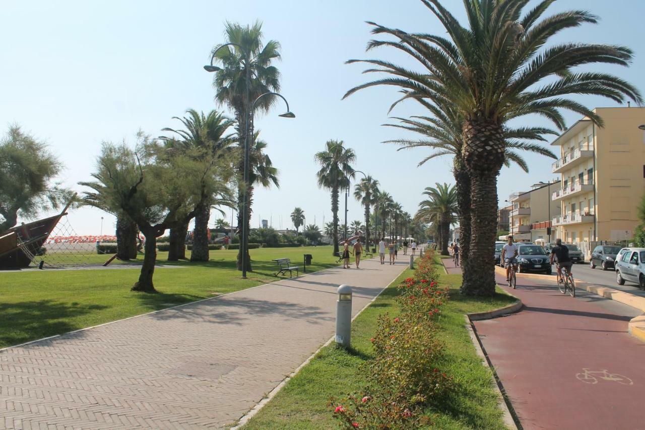 Residenza Domo Apartment Porto Sant'Elpidio Exterior photo